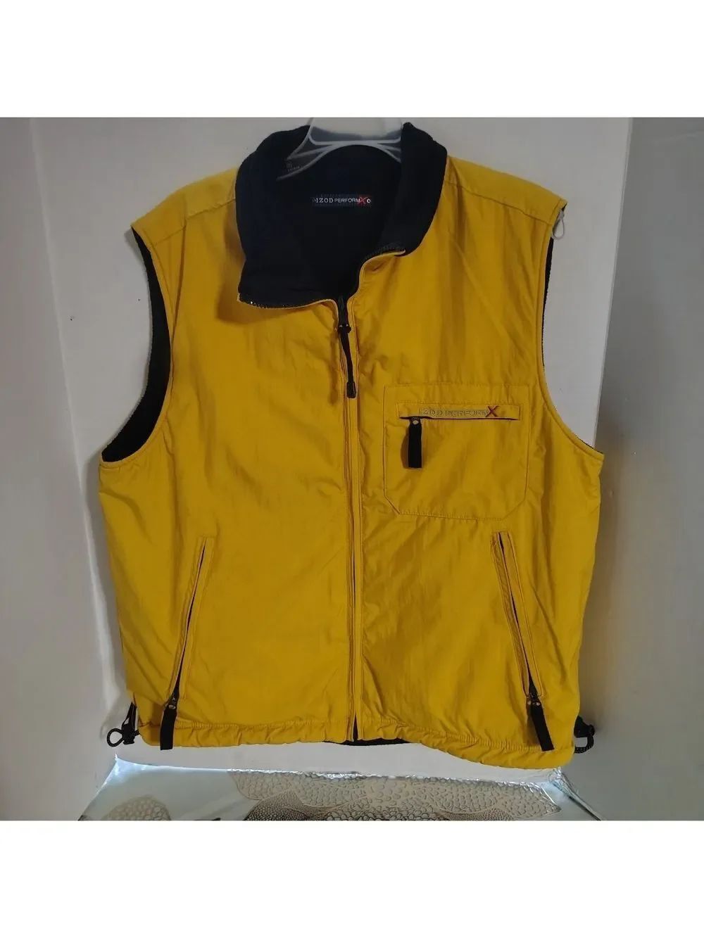 Izod Gold Zip-Front Utility Hiking Vest with Black Trim Size Large